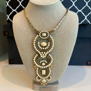 New Stella & Dot statement necklace
